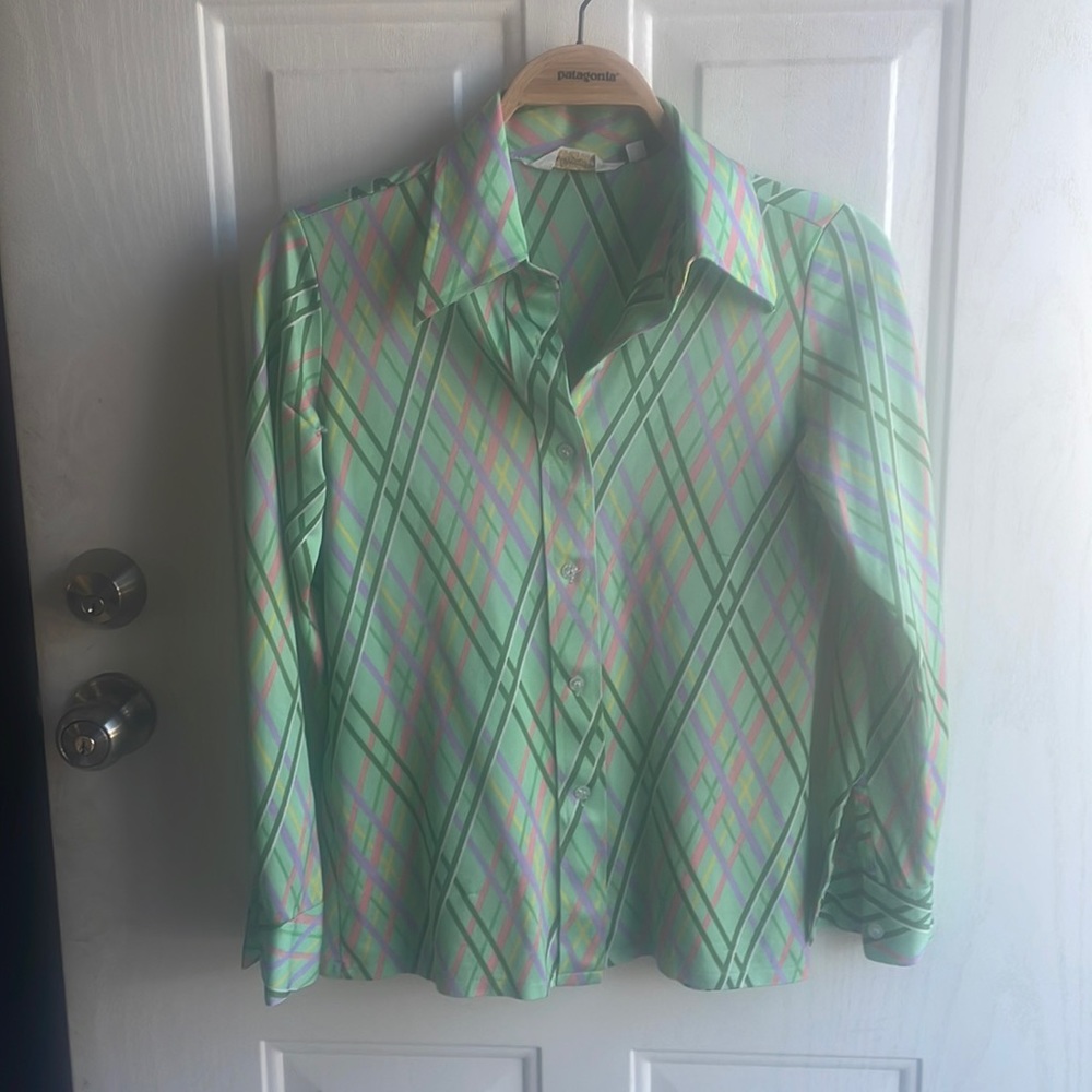 Women’s 1970s polyester button down plaid
